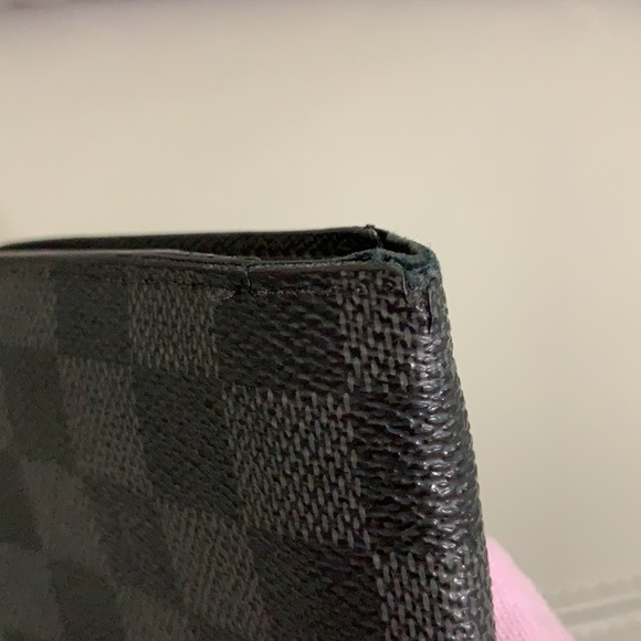 Louis Vuitton Damier Graphite Long Wallet - Picture 15 of 16